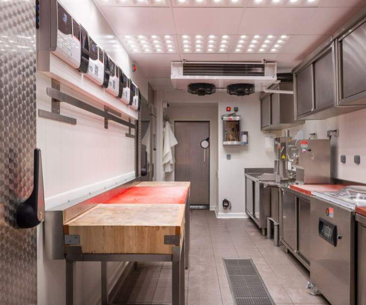 Nous concevons des cuisines professionnelles sur mesure pour les grossistes alimentaires.